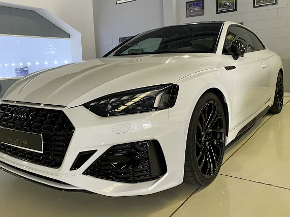 Audi blanco detallado en Golden Touch